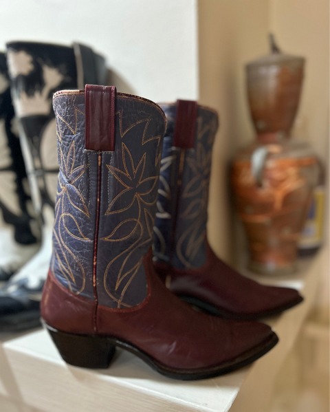 1950s • Unknown Maker • “Starleaf” Two-Tone Western Boots • Women’s 6.5 M