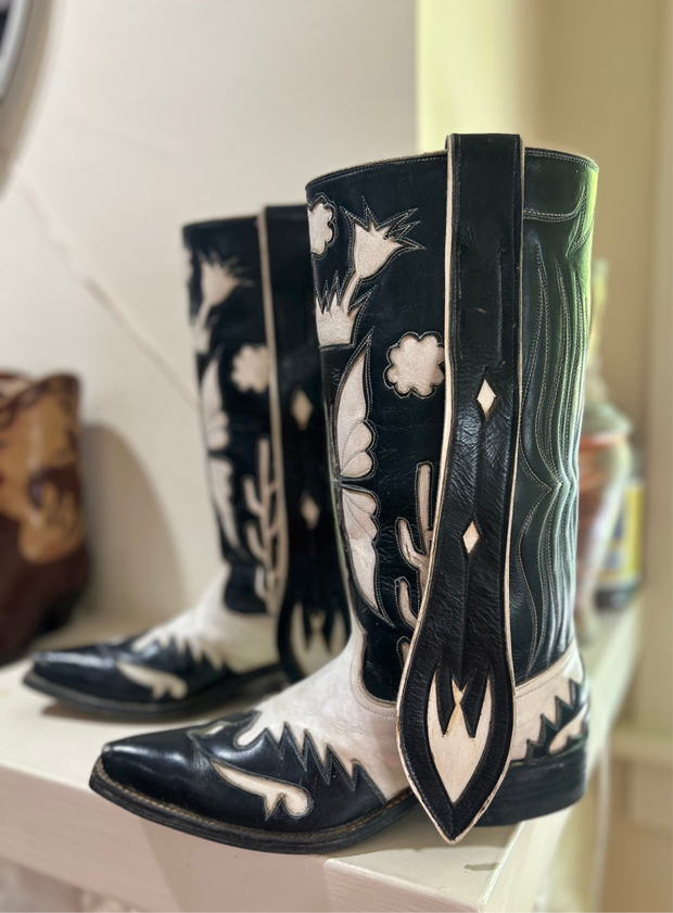 1960s • Custom Made • Black & White Butterfly Inlay Western • Men’s 10 D
