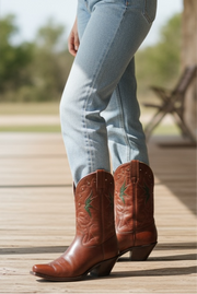 1950s • Whit Bern • Starburst Inlay Shorty • Women’s 9 M