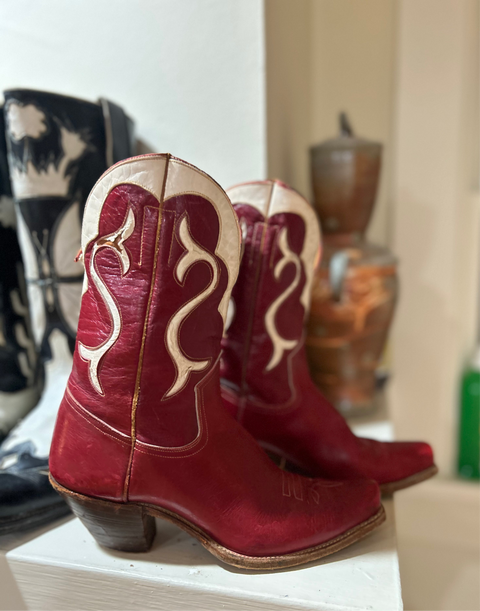 1950s • Unknown Maker • Red & Cream Western Shorty Boots • Women’s 6.5 M • Distressed