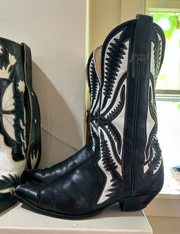 1980s–1990s • Unknown Maker • Black & White Lightning Inlay • Men’s 12 D