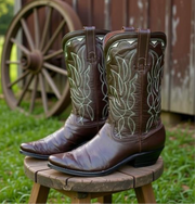 1960s • ACME • Chocolate Vine-Stitch Western • Women’s 8
