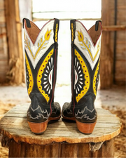 Women’s Size 7.5 M - Don Quijote Vintage NOS Cowboy Western Boots Unique Inlay Design