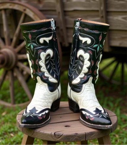 Women’s Size 8.5 M - 1950’s Stovepipe Cowboy Western Boots Inlays