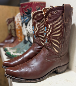 Descriptive image text