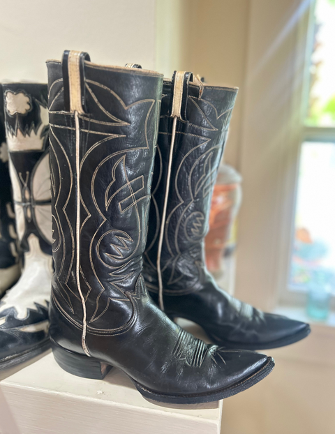 1950s • Tony Lama • Stovepipe Black Flame Stitch — Men’s 8.5