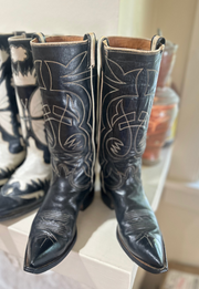 1950s • Tony Lama • Stovepipe Black Flame Stitch — Men’s 8.5