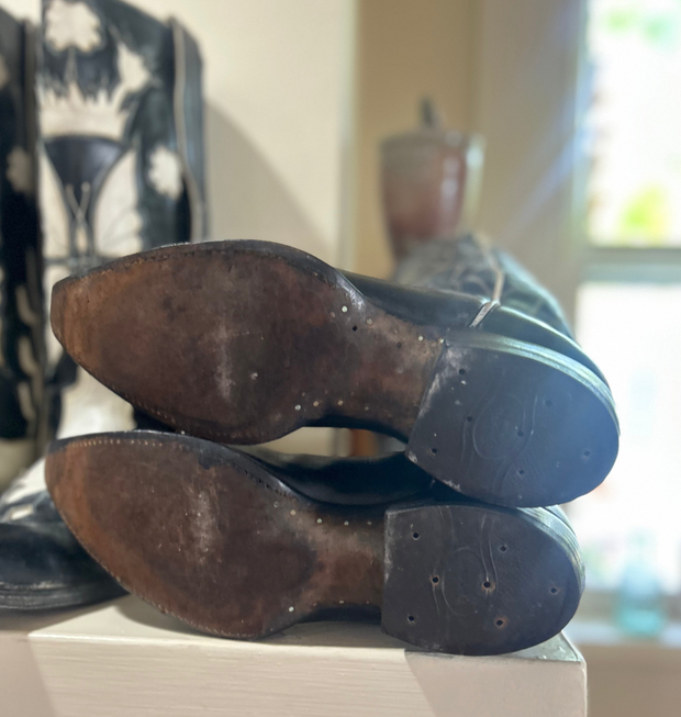 1950s • Tony Lama • Stovepipe Black Flame Stitch — Men’s 8.5