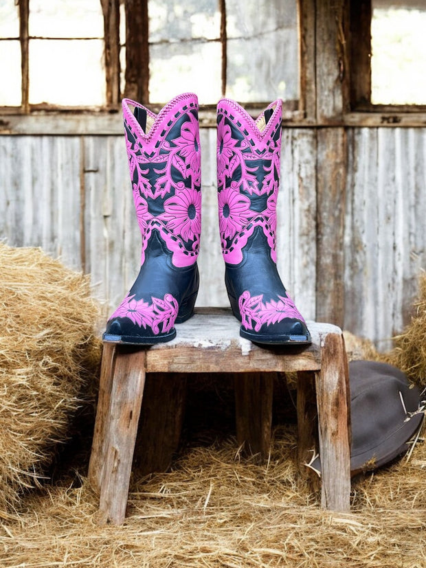 Women’s Size 9 B - Liberty Vintage Cowboy Western Boots Rare Pink And Black