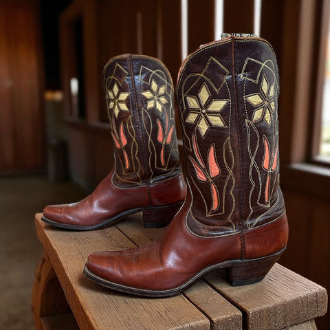 Women’s Size 5.5 M - 1950’s Justin Cowboy Western Boots Inlays Cloth Pulls